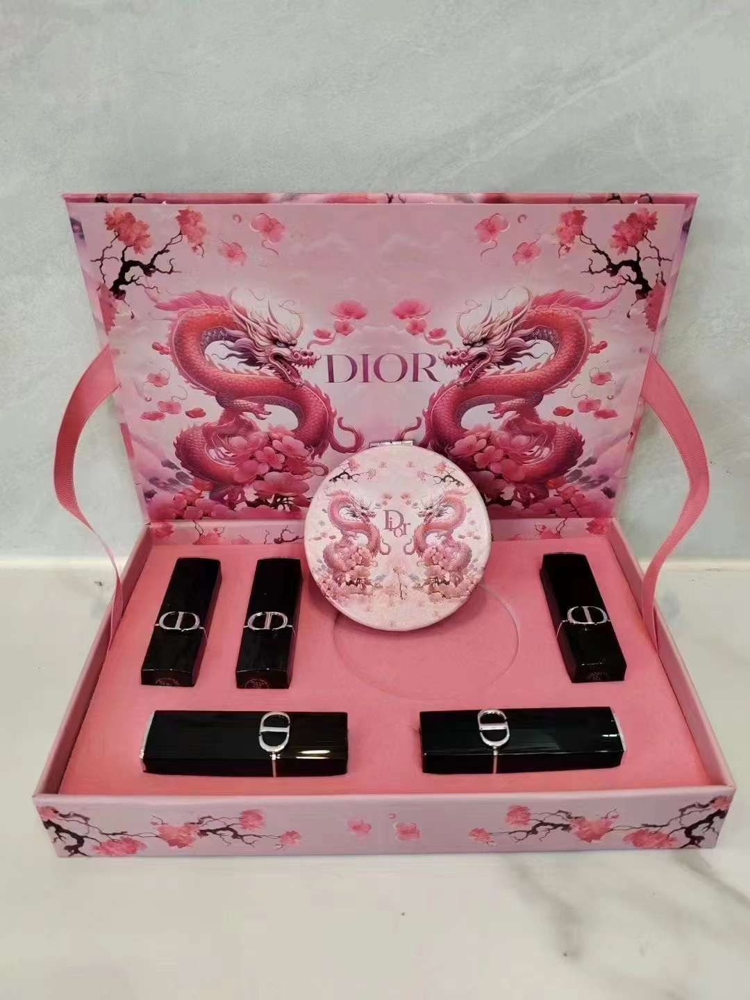 Dior Lipstick 5-Piece Set โ 5 Unique Shades, 5 Exquisite Box Designs