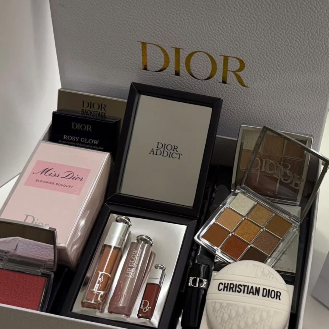 Dior Luxury Full Makeup & Fragrance Gift Set – Limited Edition