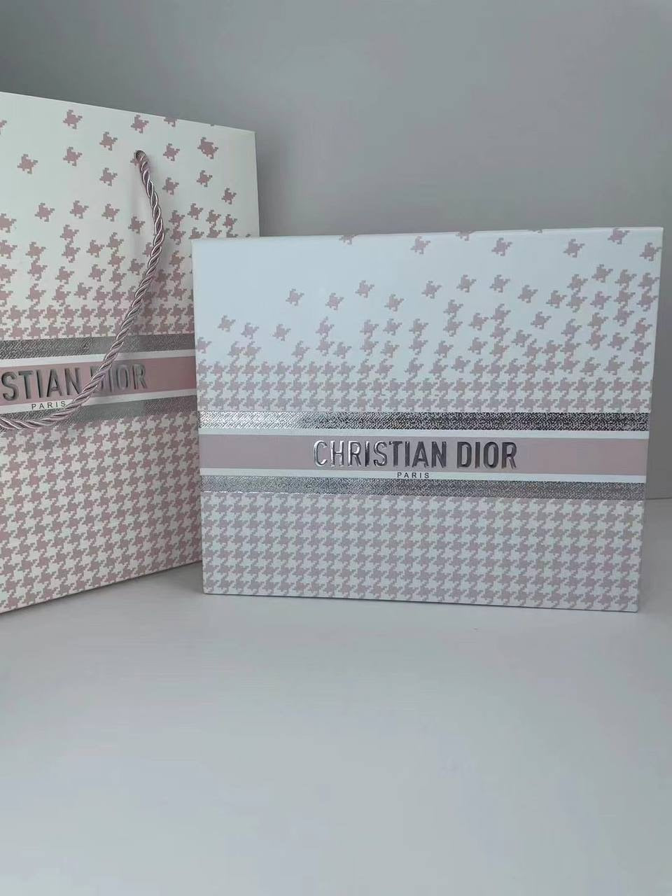 Christian Dior Miss Dior Self-Care Gift Set – Body Milk, Hand Cream & Lip Glow Balm