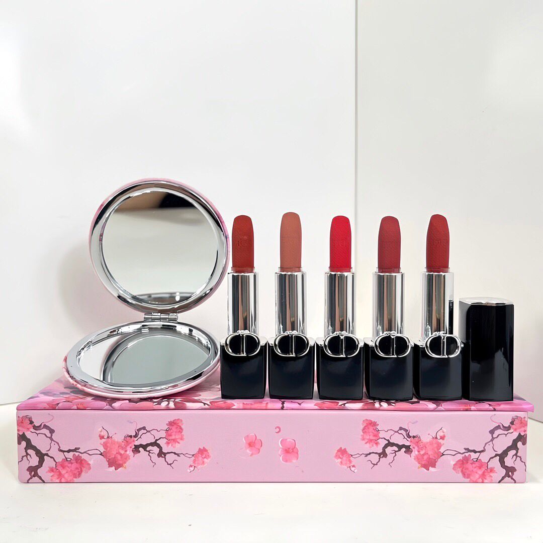 Dior Lipstick 5-Piece Set โ 5 Unique Shades, 5 Exquisite Box Designs
