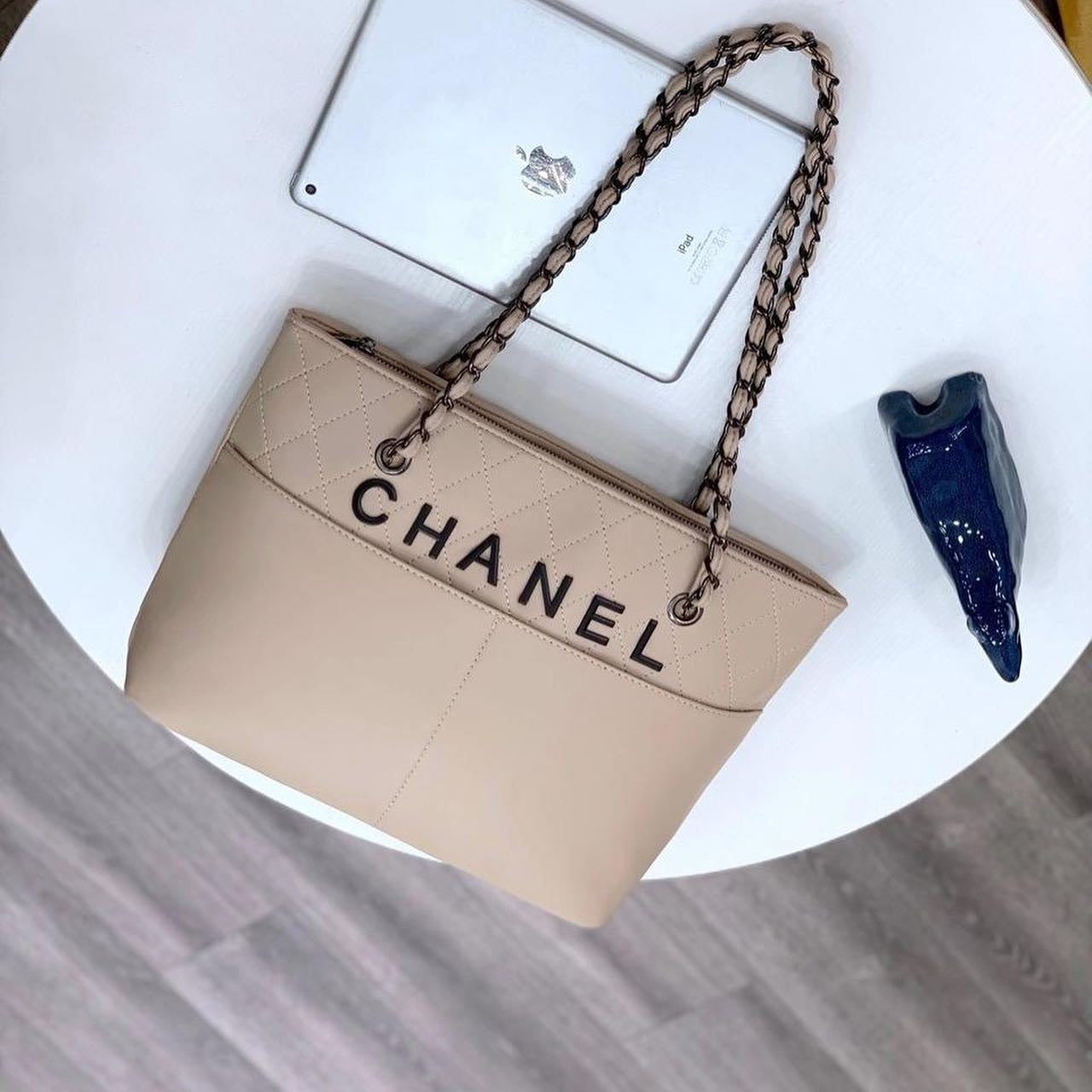 Chanel Ladies Bag – Timeless Elegance, Effortless Style