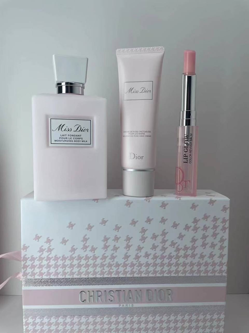 Christian Dior Miss Dior Self-Care Gift Set – Body Milk, Hand Cream & Lip Glow Balm
