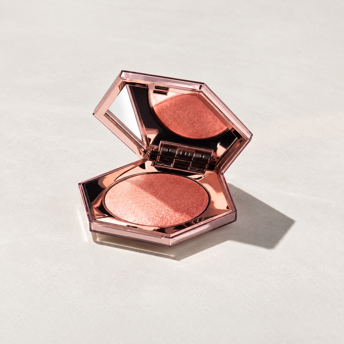 FENTY BEAUTY - Diamond Bomb Highlighter