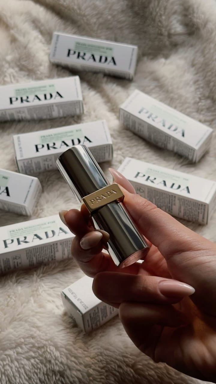 Prada Luxe Lipstick - Iconic Elegance in Every Swipe