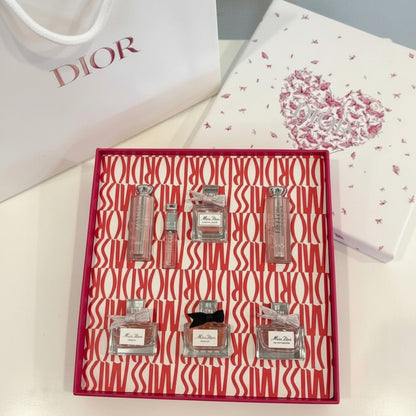 Miss Dior Miniature Fragrance & Lip Glow Set – 6 Pieces