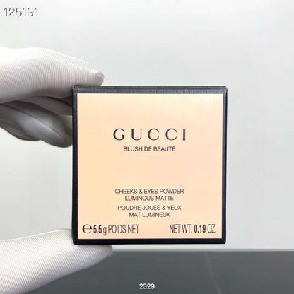 Gucci Blush De Beauté - Radiant Cheeks & Eyes Powder 🌟