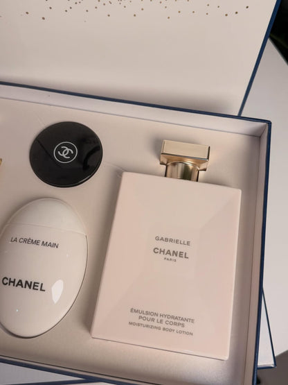 Gabrielle Chanel Collection with Accessories Inspired Beauty Gift Set