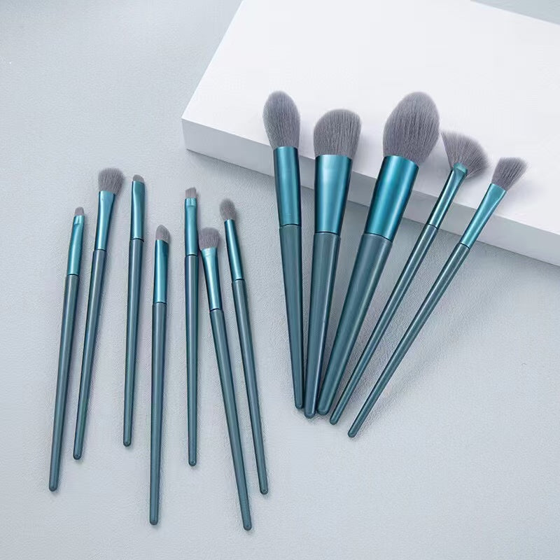 Chanel Beauty Brush Set for Flawless Makeup