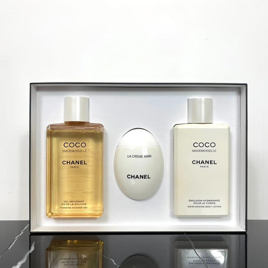 Chanel Deluxe Shower Collection