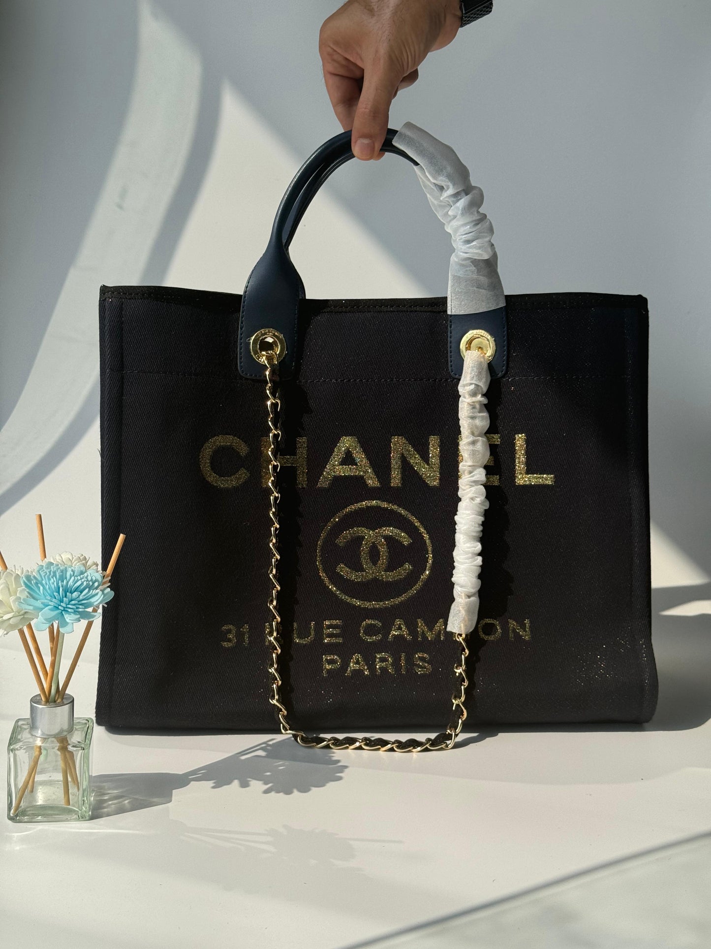 Chanel Pre-Loved - Medium Deauville tote bag