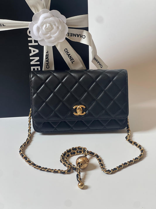 Chanel Pearl Crush Wallet on Chain