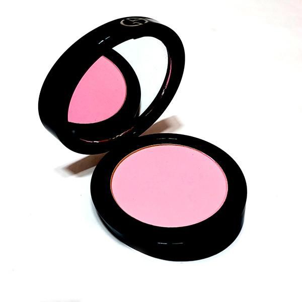 Radiant Glow: Giorgio Armani Blush – The Secret to Effortless Elegance