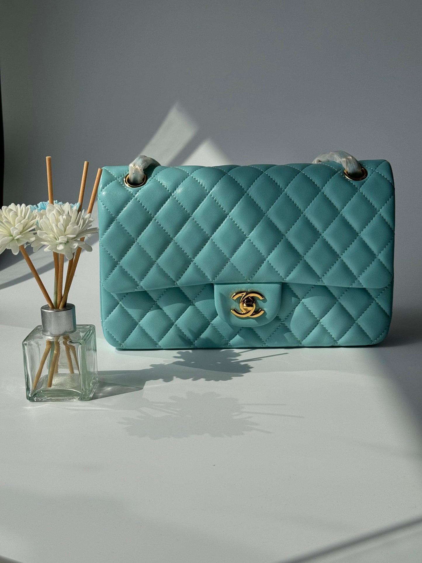 Chanel Timeless Ladies Handbag for the Modern Sophisticate