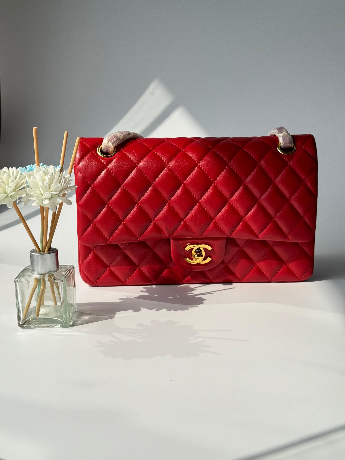 Chanel Timeless Ladies Handbag for the Modern Sophisticate