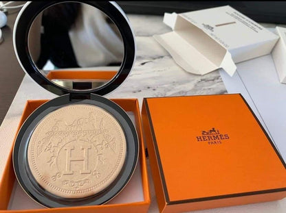 Hermès Face & Eye Illuminating Powder – Illuminate with Elegance