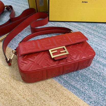 Fendi Baguette Bag – Iconic Style, Timeless Elegance